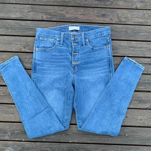 Madewell Ladies size 30 (sz 9-10) 4 Button Skinny Denim Jeans - Picture 1 of 9